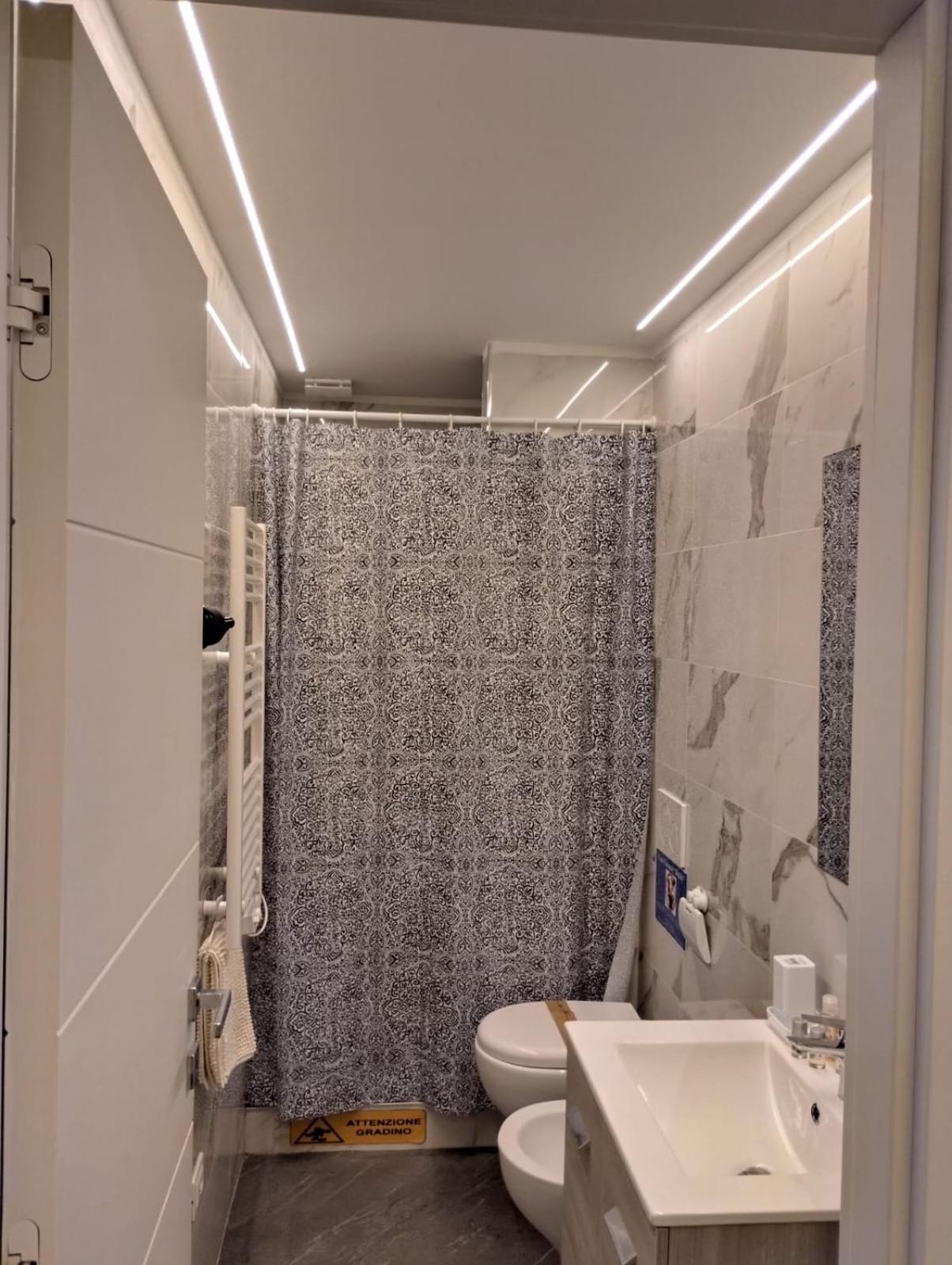 Casa Vacanze Buddy La Tua Base Per Visitare Il Mare Delle Cinque Terre Apartment La Spezia Ngoại thất bức ảnh
